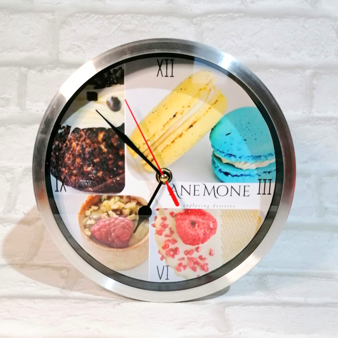 Ceas rotund de perete personalizat